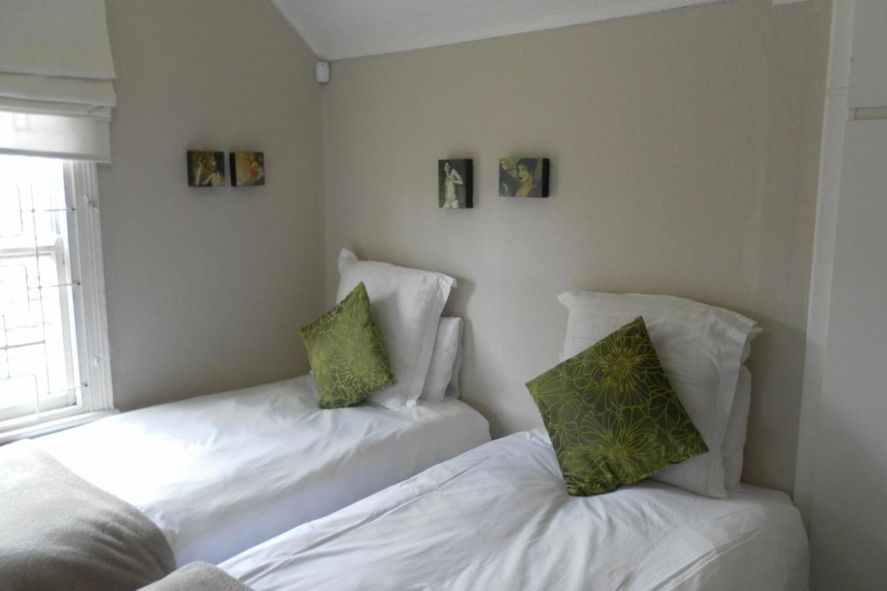 Zareba B&B Guesthouse Glendinningvale エクステリア 写真